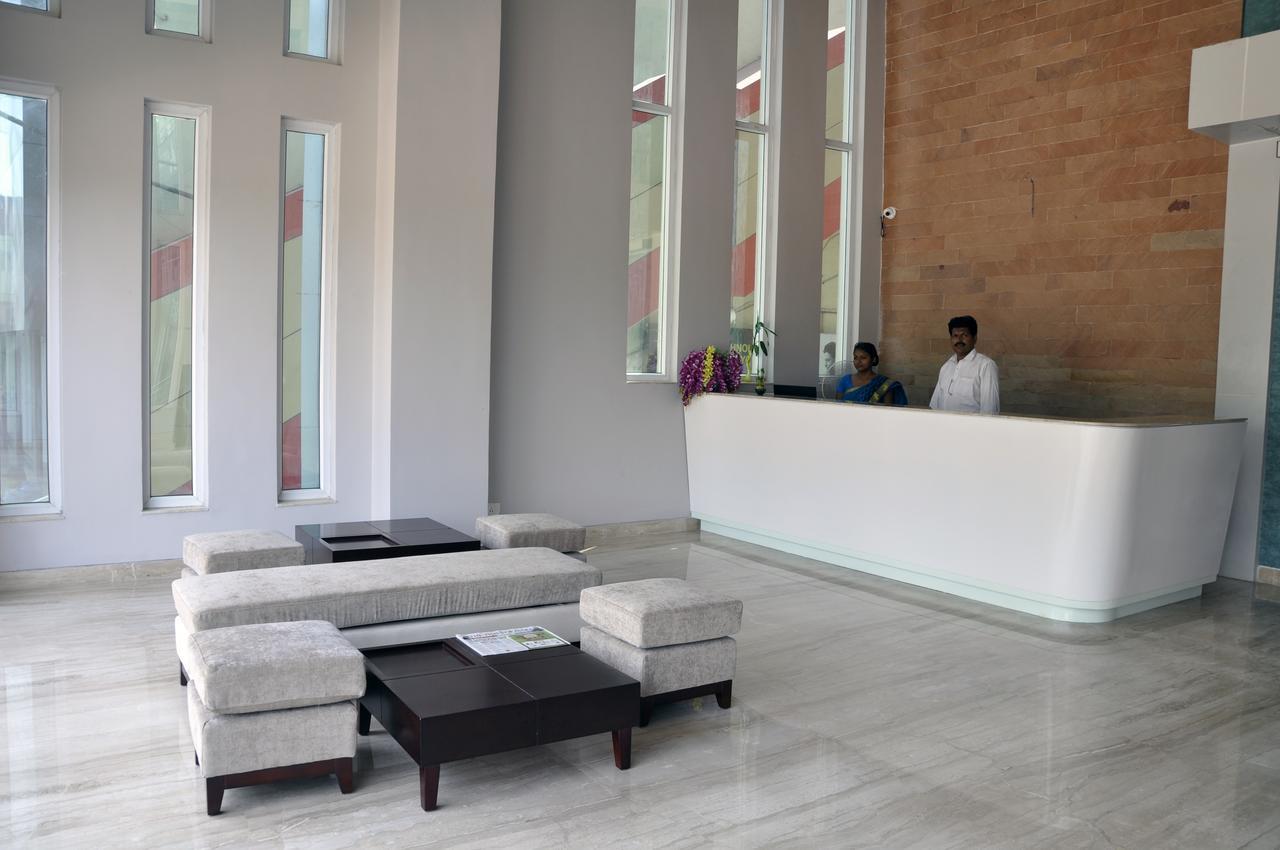 Hotel Dolphin Sambalpur Bagian luar foto