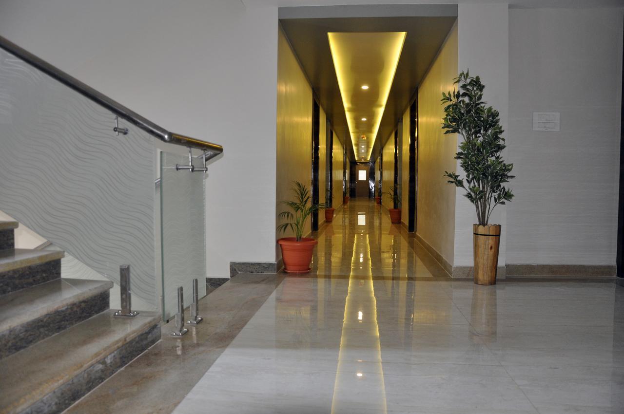 Hotel Dolphin Sambalpur Bagian luar foto